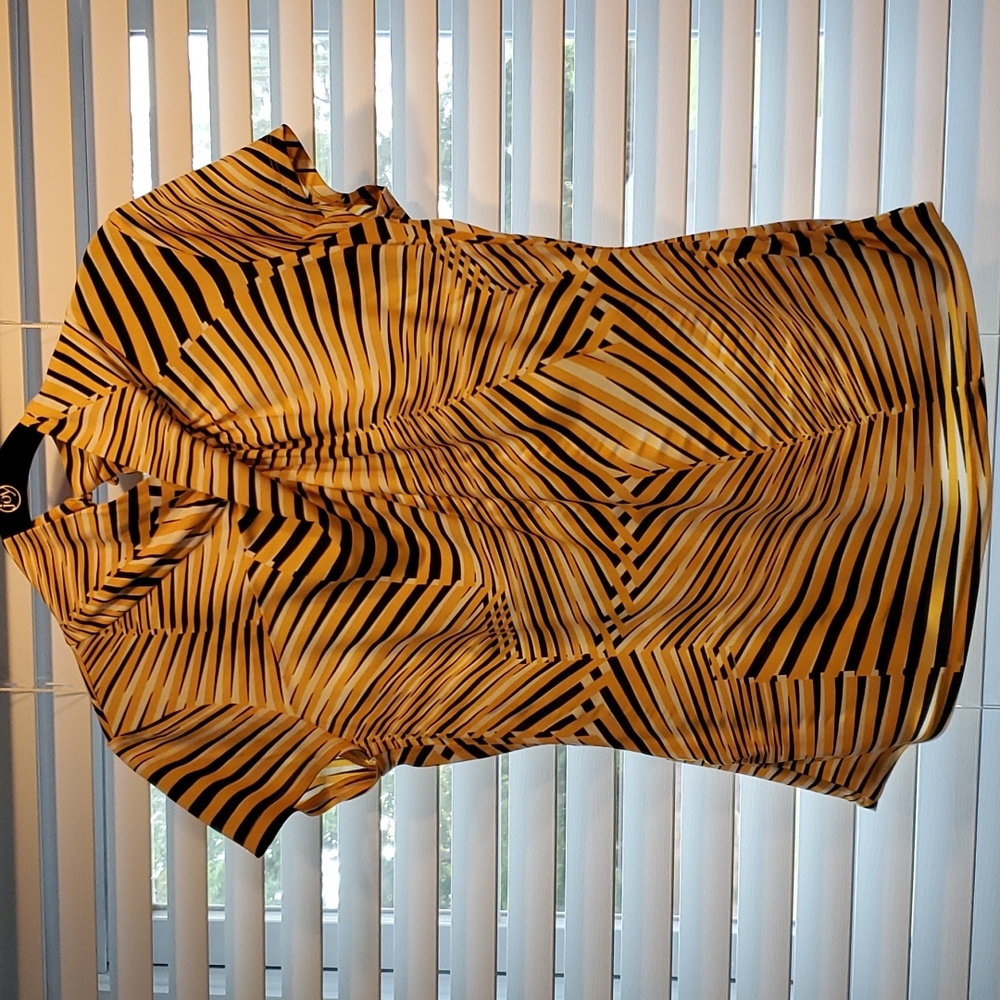 Worthington Short Sleeve Top